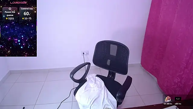 Snapshot of alice_shyness chatting on October 23, 2025, 3:49 am alice shyness online show from October 23, 2025, 3:49 am