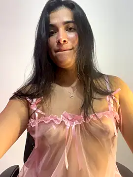 Snapshot of alice_shyness chatting on October 19, 2025, 5:10 am alice shyness online show from October 19, 2025, 5:10 am