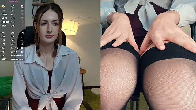 Snapshot of EasterBlink chatting on March 1, 2026, 1:22 pm EasterBlink online show from March 1, 2026, 1:22 pm