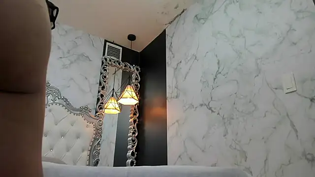 Snapshot of naughty_milf4u_ chatting on September 20, 2025, 9:31 pm naughty milf4u  online show from September 20, 2025, 9:31 pm