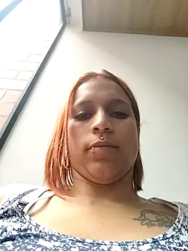 Zoe73  online show from October 18, 2025, 8:11 pm