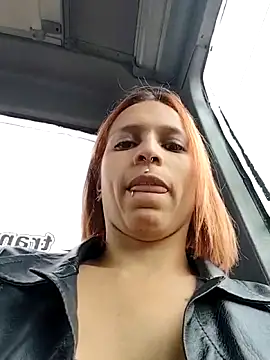 Zoe73  online show from October 29, 2025, 6:51 pm