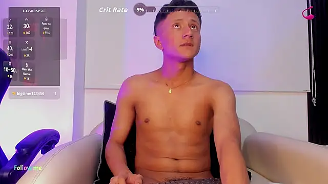 Snapshot of _Leohot_ chatting on October 28, 2025, 3:33 pm  Leohot  online show from October 28, 2025, 3:33 pm