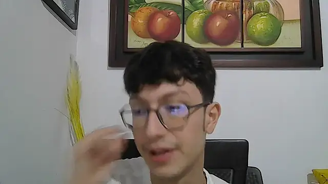 Snapshot of Kevintdx chatting on October 31, 2025, 3:14 am Kevintdx online show from October 31, 2025, 3:14 am