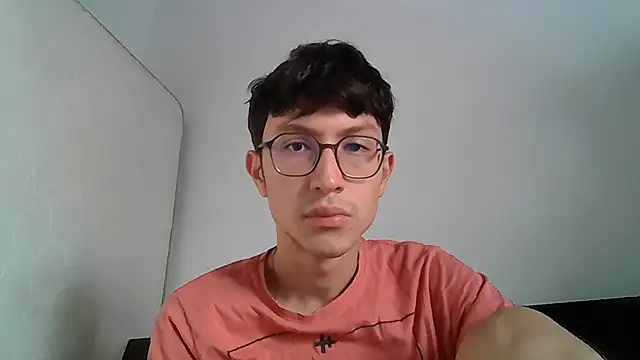 Snapshot of Kevintdx chatting on November 15, 2025, 9:08 pm Kevintdx online show from November 15, 2025, 9:08 pm