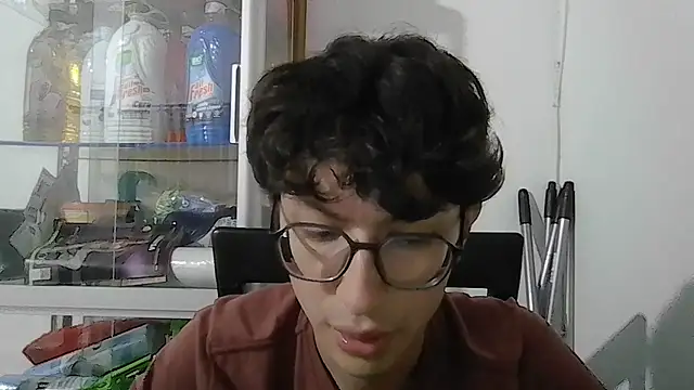 Snapshot of Kevintdx chatting on September 26, 2025, 2:51 am Kevintdx online show from September 26, 2025, 2:51 am