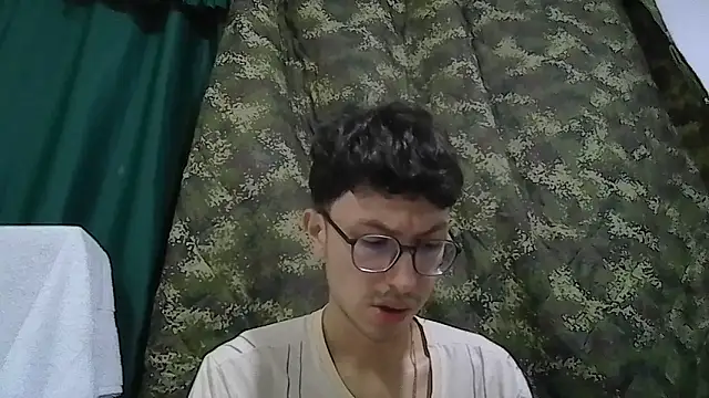 Snapshot of Kevintdx chatting on October 26, 2025, 2:34 am Kevintdx online show from October 26, 2025, 2:34 am