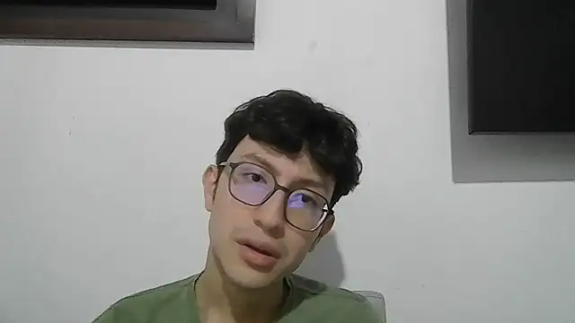 Snapshot of Kevintdx chatting on November 21, 2025, 2:54 am Kevintdx online show from November 21, 2025, 2:54 am