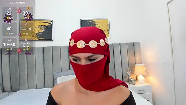 Snapshot of _shaiira chatting on October 9, 2025, 11:33 am  shaiira online show from October 9, 2025, 11:33 am