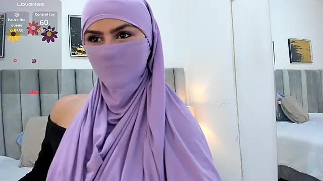 Snapshot of _shaiira chatting on September 22, 2025, 6:47 pm  shaiira online show from September 22, 2025, 6:47 pm