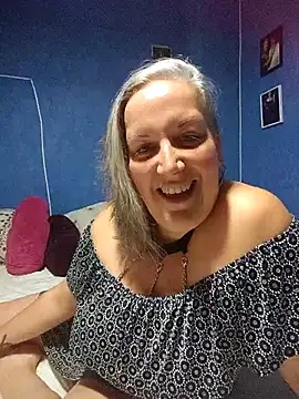 Snapshot of Feelineducentre chatting on September 10, 2025, 8:08 pm Feelineducentre online show from September 10, 2025, 8:08 pm