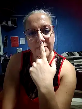 Snapshot of Feelineducentre chatting on October 8, 2025, 7:58 pm Feelineducentre online show from October 8, 2025, 7:58 pm