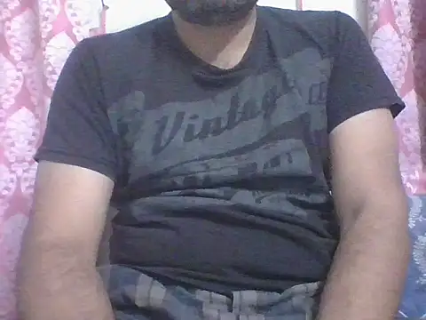 Snapshot of hairysub_india@xh chatting on April 20, 2026, 5:43 am hairysub indiaxh online show from April 20, 2026, 5:43 am