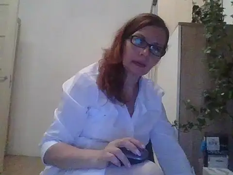 Snapshot of Sweetmurrr chatting on September 28, 2025, 3:02 am Sweetmurrr online show from September 28, 2025, 3:02 am