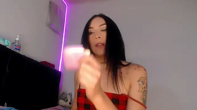 Snapshot of Megan_Gil_ chatting on February 25, 2026, 7:03 pm Megan Gil online show from February 25, 2026, 7:03 pm