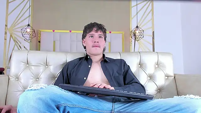 SEXYBOY VC online show from October 23, 2025, 12:48 pm