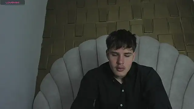 SEXYBOY VC online show from September 18, 2025, 12:08 pm