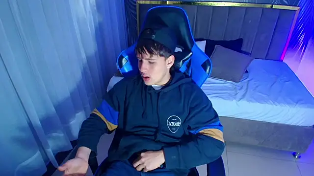 SEXYBOY VC online show from October 15, 2025, 1:08 pm