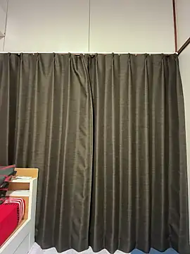 jhondonib online show from November 11, 2025, 4:35 pm