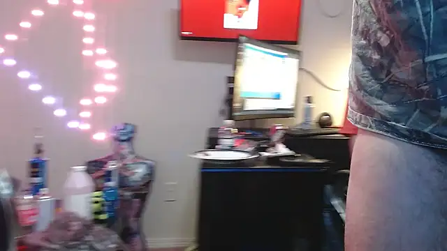 TypicalDepot5 online show from December 21, 2025, 3:14 pm