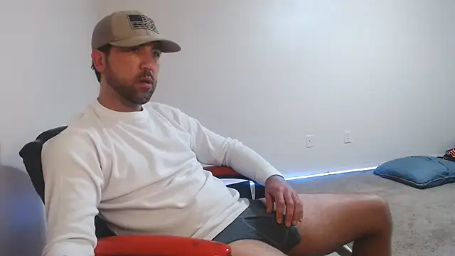 Snapshot of TypicalDepot5 chatting on October 12, 2025, 10:49 am TypicalDepot5 online show from October 12, 2025, 10:49 am