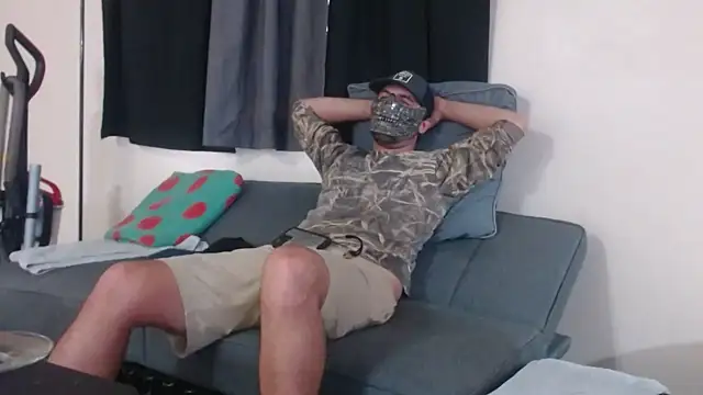 Snapshot of TypicalDepot5 chatting on October 18, 2025, 10:56 pm TypicalDepot5 online show from October 18, 2025, 10:56 pm