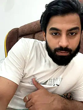 Snapshot of hottestboy03 chatting on October 15, 2025, 8:22 am hottestboy03 online show from October 15, 2025, 8:22 am