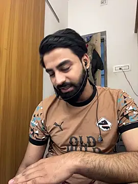 Snapshot of hottestboy03 chatting on October 13, 2025, 4:58 am hottestboy03 online show from October 13, 2025, 4:58 am