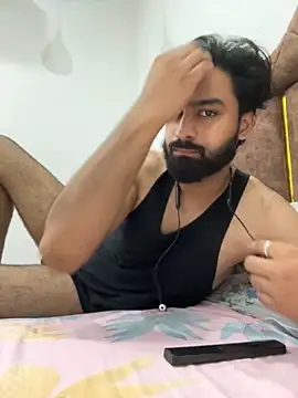 Snapshot of hottestboy03 chatting on October 7, 2025, 5:19 am hottestboy03 online show from October 7, 2025, 5:19 am