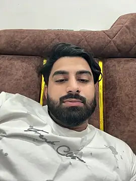 hottestboy03 online show from April 10, 2026, 10:55 am