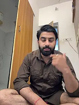 hottestboy03 online show from March 18, 2026, 10:29 am