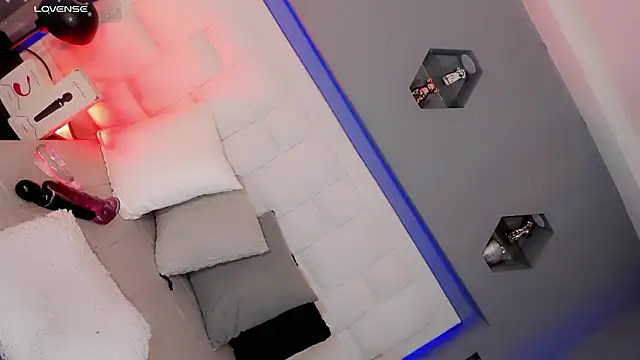 Ariia-janee online show from March 21, 2026, 5:52 am