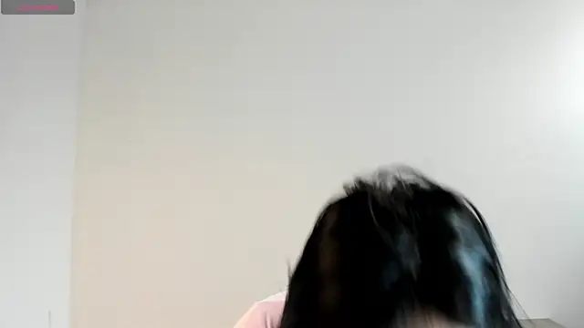 Snapshot of scarlett_bluntt chatting on August 4, 2026, 1:15 pm scarlett bluntt online show from August 4, 2026, 1:15 pm