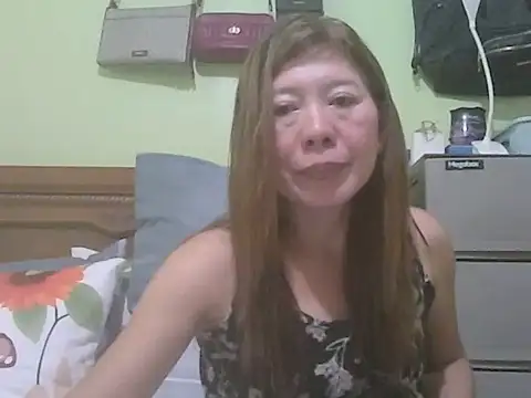 Snapshot of Sexyjenny4u chatting on October 10, 2025, 6:36 am Sexyjenny4u online show from October 10, 2025, 6:36 am