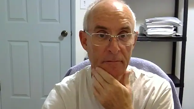 Snapshot of funone1999 chatting on October 19, 2025, 4:48 am funone1999 online show from October 19, 2025, 4:48 am