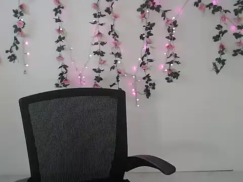 miss anna094 online show from September 10, 2025, 10:53 pm