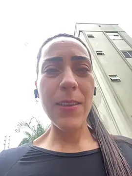 lucioliveira online show from February 11, 2026, 1:00 pm