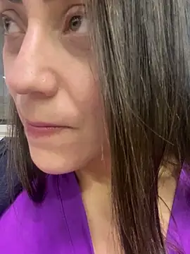 lucioliveira online show from September 21, 2025, 1:11 am