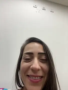 lucioliveira online show from September 28, 2025, 2:07 am