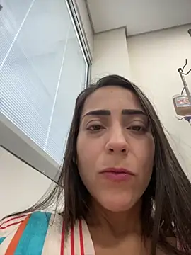 lucioliveira online show from October 12, 2025, 8:32 pm