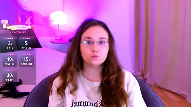 VelvetVixenCute online show from October 25, 2025, 5:28 am