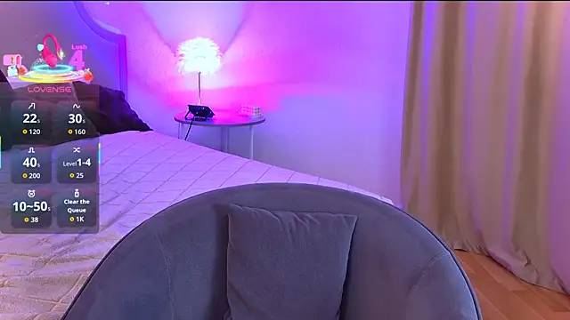 VelvetVixenCute online show from October 4, 2025, 5:53 am