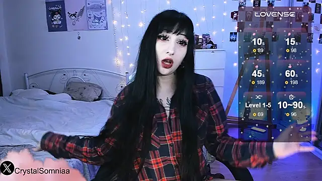 Snapshot of Crystal_somnia chatting on October 1, 2025, 2:27 am Crystal somnia online show from October 1, 2025, 2:27 am