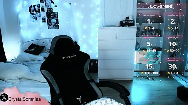 Crystal somnia online show from February 12, 2026, 2:50 pm