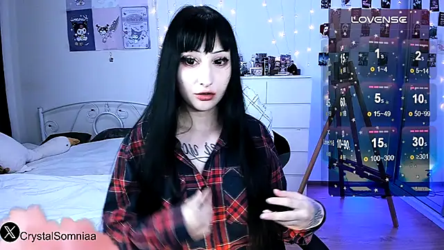 Snapshot of Crystal_somnia chatting on September 24, 2025, 5:47 am Crystal somnia online show from September 24, 2025, 5:47 am