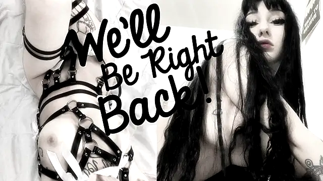 Snapshot of Crystal_somnia chatting on October 12, 2025, 10:44 pm Crystal somnia online show from October 12, 2025, 10:44 pm