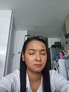 Natural Asian Girl online show from October 11, 2025, 4:24 am