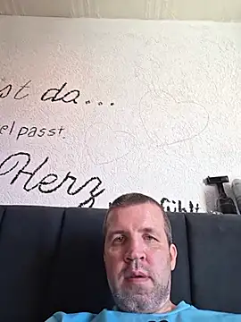 Snapshot of Spritser1980 chatting on July 16, 2026, 6:54 am Spritser1980 online show from July 16, 2026, 6:54 am
