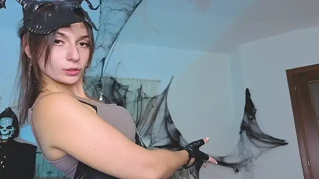 Little mia   online show from October 24, 2025, 10:09 pm