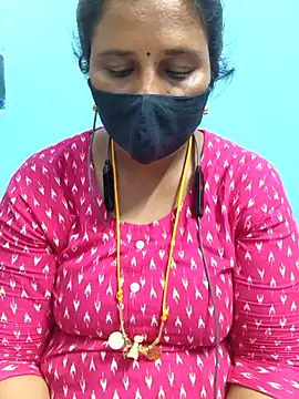 Snapshot of Tamil_Sweety chatting on November 17, 2025, 4:33 pm Tamil Sweety online show from November 17, 2025, 4:33 pm